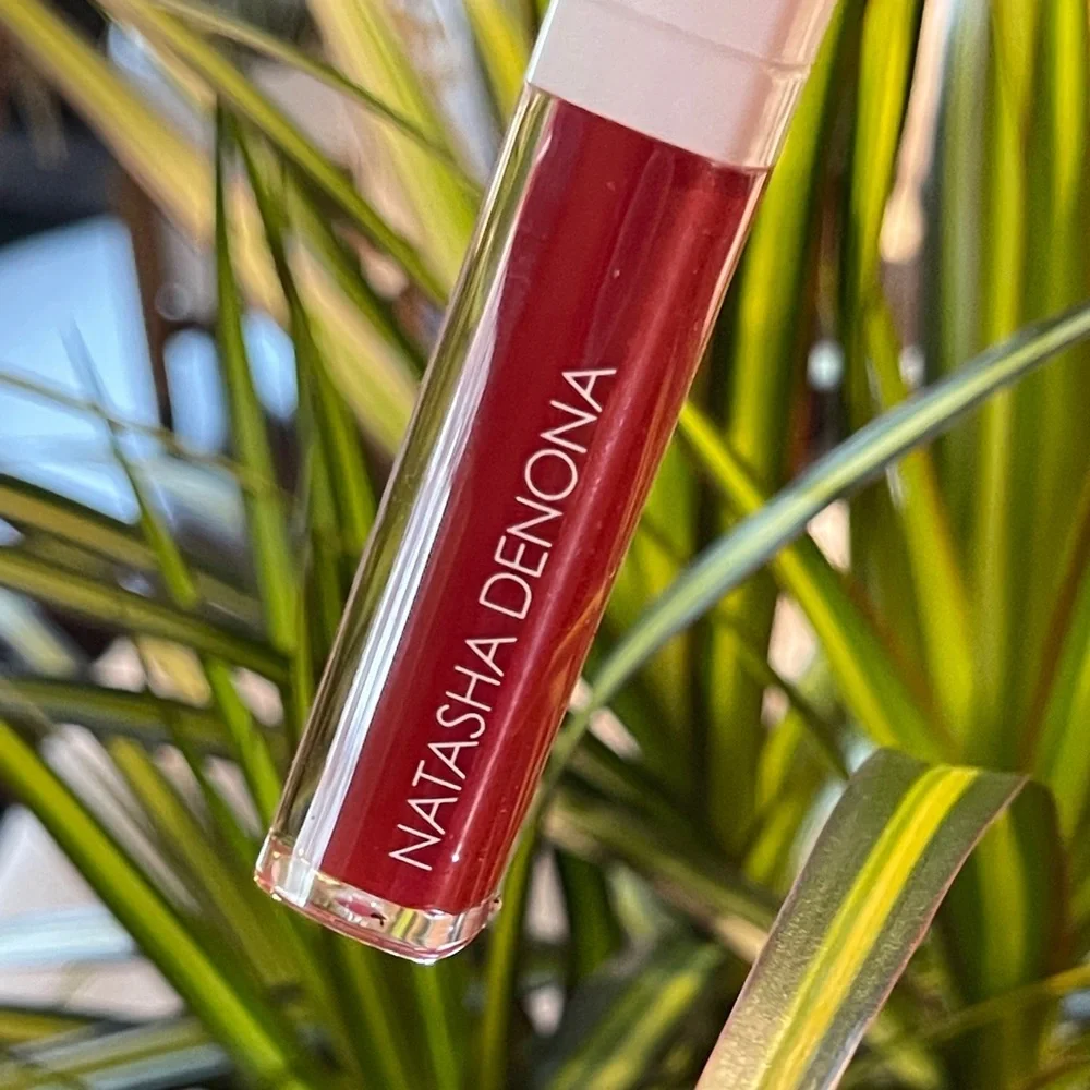 NATASHA DENONA Lip Glaze Lipgloss In 10 Red